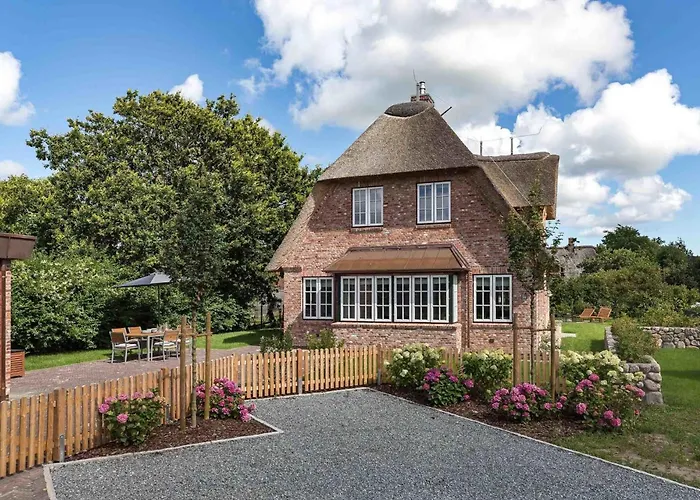 Semesterbostad Emmas Hues *